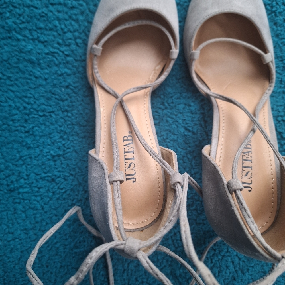 JustFab | Women's Gray Suede Lace Up Heels size 8.5 - Picture 6 of 17